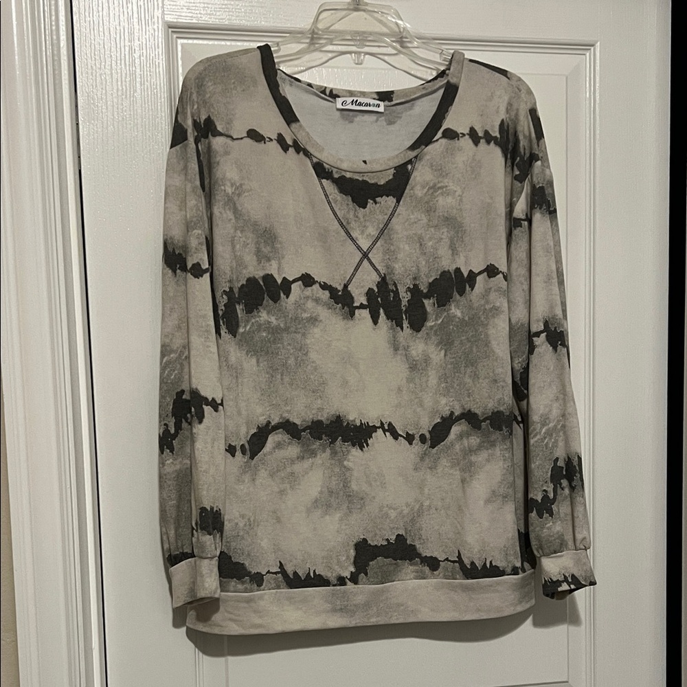 Macaron LS Tie-Dye Sweatshirt